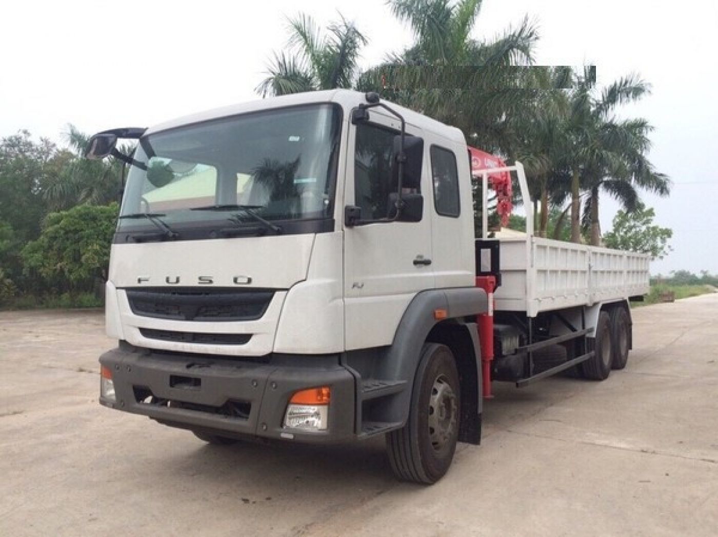 Xe tải cẩu Fuso 12 tấn