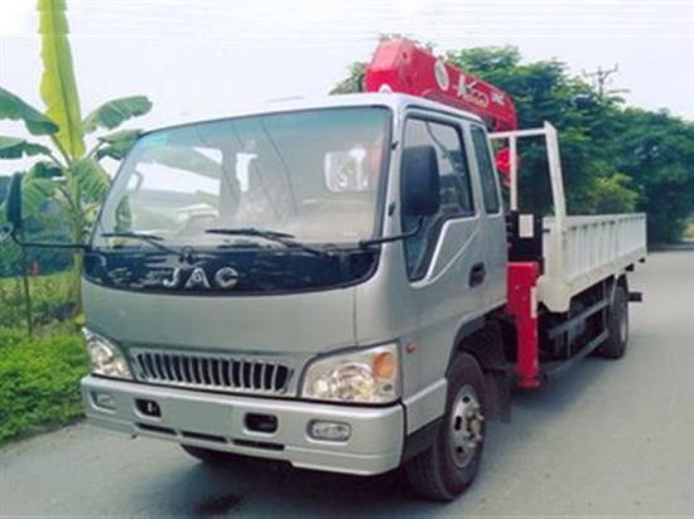 Xe tải cẩu Jac 8.3 tấn